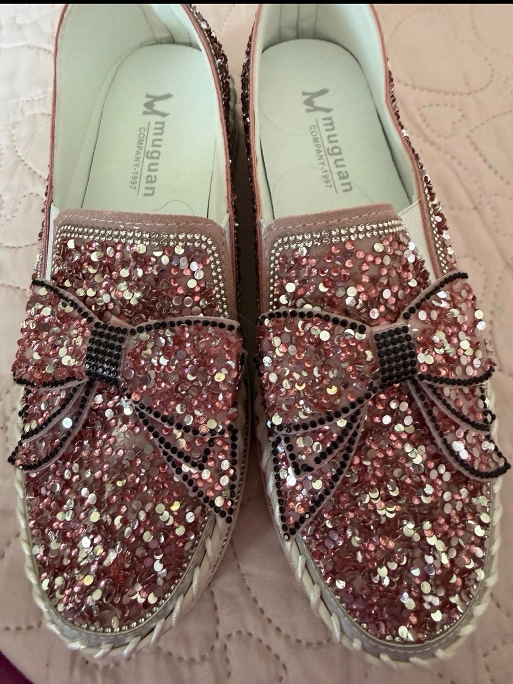 Muguan Pink Sequin Bow Slip-On Loafers